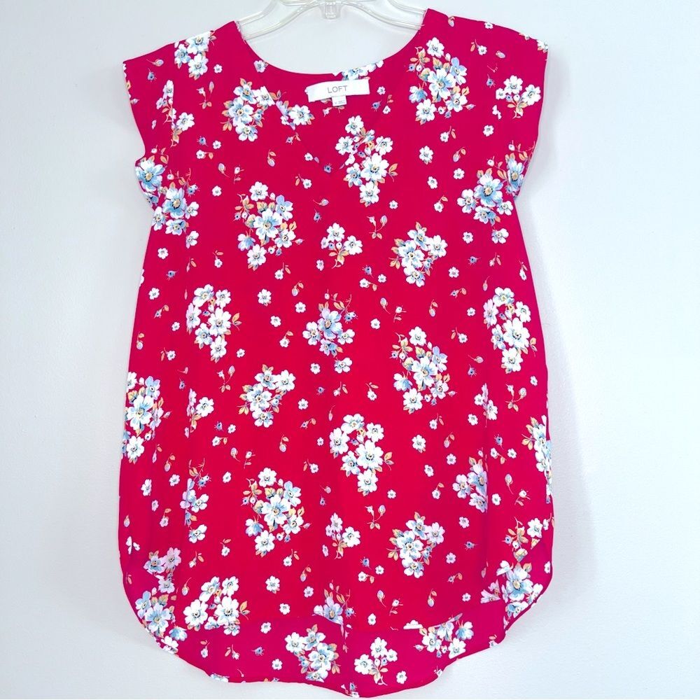 LOFT Magenta Floral Flutter Short Sleeve V Neck Pop Over Blouse Size M